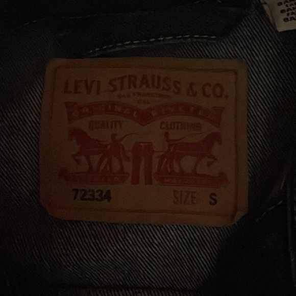 Levi Strauss jean jacket - Picture 2 of 3